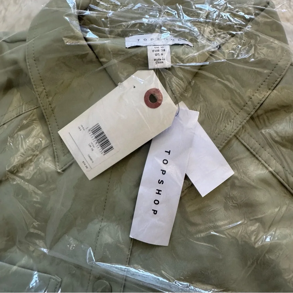NWT Topshop Sage Green Faux Leather Short Sleeve Shacket - Size 6 - Picture 7 of 7